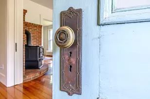 28 Glidden St, Newcastle, ME 04553 - Photo 5