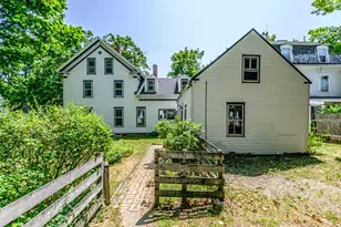 28 Glidden St, Newcastle, ME 04553 - Photo 3