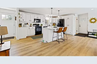 816 Riverside Drive, Augusta, ME 04330 - Photo 11
