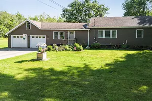 265 Phillips Corner Rd, Pittsfield, ME 04967 - Photo 3