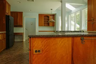18 Channel View Rd, Cape Elizabeth, ME 04107 - Photo 19
