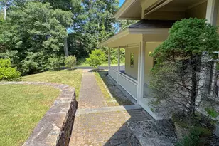 18 Channel View Rd, Cape Elizabeth, ME 04107 - Photo 3