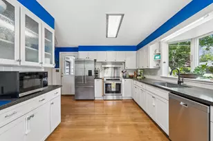 83 Noyes St, Portland, ME 04103 - Photo 9