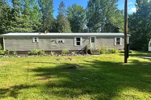 267 E Newport Rd, Stetson, ME 04488 - Photo 5