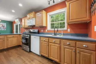 98 Poplar Rd, Glenburn, ME 04401 - Photo 9