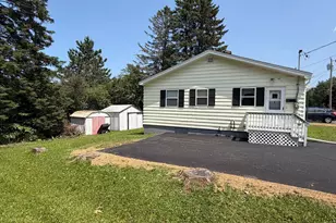 10 MacArthur Ave, Caribou, ME 04736 - Photo 3