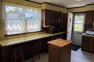10 MacArthur Ave, Caribou, ME 04736 - Photo 9