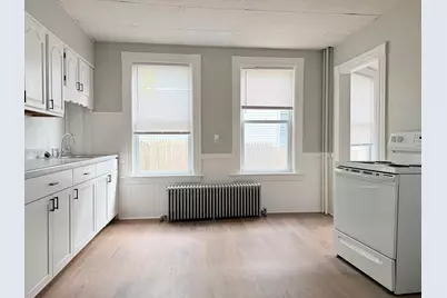 16 Howe Street, Lewiston, ME 04240 - Photo 29
