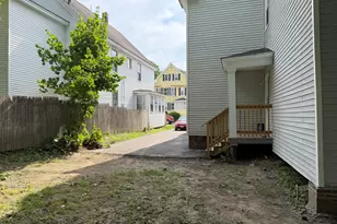 16 Howe St, Lewiston, ME 04240 - Photo 15