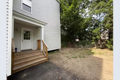 16 Howe Street, Lewiston, ME 04240 - Photo 11