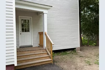 16 Howe Street, Lewiston, ME 04240 - Photo 9