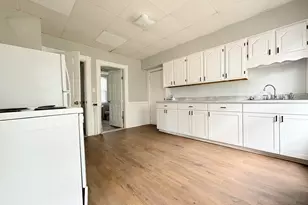 16 Howe St, Lewiston, ME 04240 - Photo 67