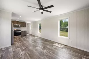 32 Indian Heights Dr, Saint Albans, ME 04971 - Photo 9