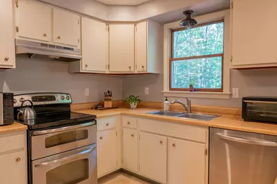 28 Eider Lane, Topsham, ME 04086 - Photo 15