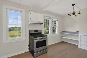 208 Falmouth Rd, Falmouth, ME 04105 - Photo 17