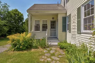 208 Falmouth Rd, Falmouth, ME 04105 - Photo 9