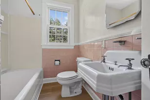 208 Falmouth Rd, Falmouth, ME 04105 - Photo 35