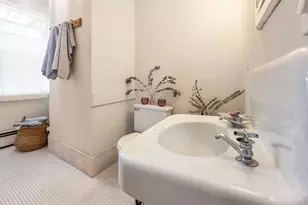28 Pleasant St, Waldoboro, ME 04572 - Photo 37