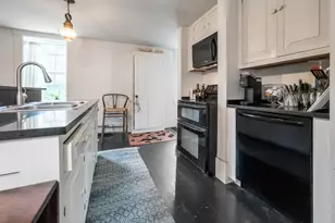 28 Pleasant St, Waldoboro, ME 04572 - Photo 5