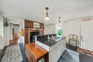 28 Pleasant St, Waldoboro, ME 04572 - Photo 3