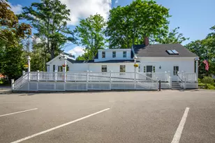 75 Elm St, Camden, ME 04843 - Photo 13