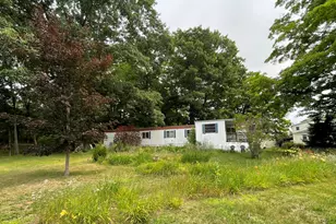 2 Sandalwood Cir, Kittery, ME 03904 - Photo 3