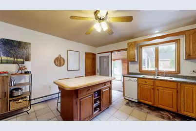 25 Jans Boulevard, Lewiston, ME 04240 - Photo 9