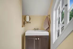 19 Mountain St, Camden, ME 04843 - Photo 91