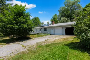 41 Frost Hill Ave, Lisbon, ME 04252 - Photo 3