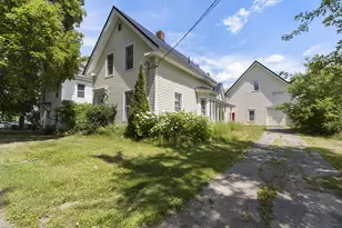 125 Lancey St, Pittsfield, ME 04967 - Photo 3