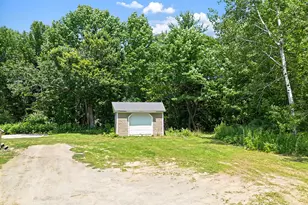 211 Dinsmore Rd, Sidney, ME 04330 - Photo 9