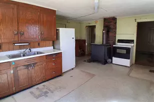 380 Clinton Ave, Winslow, ME 04901 - Photo 11