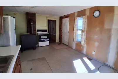 380 Clinton Avenue, Winslow, ME 04901 - Photo 13