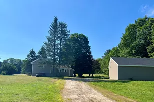 34 Cricket Ln, Sebago, ME 04029 - Photo 7