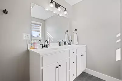 1197 Western Avenue, Hampden, ME 04444 - Photo 21
