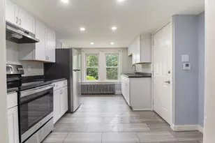 51 9th St, Auburn, ME 04210 - Photo 5