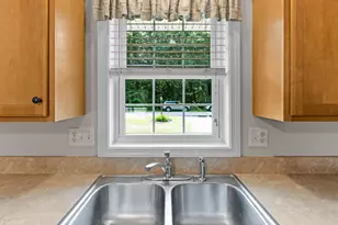 16 Marsh View Dr, Turner, ME 04282 - Photo 9