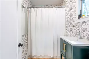 9 Oak St, Camden, ME 04843 - Photo 25