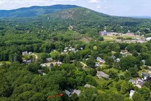 9 Oak St, Camden, ME 04843 - Photo 3