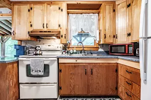 91 E Bethel Rd, Bethel, ME 04217 - Photo 7