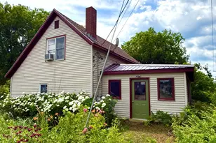 69 Liberty St, Dexter, ME 04930 - Photo 7