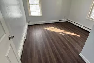 125 Pierce St, Lewiston, ME 04240 - Photo 11