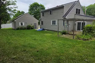 137 Barlen St, Farmington, ME 04938 - Photo 7