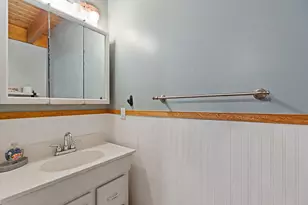137 Barlen St, Farmington, ME 04938 - Photo 17