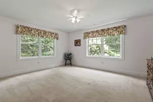 330 Main St, Cumberland, ME 04021 - Photo 23