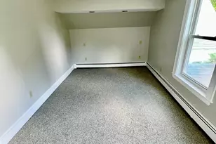 1079 Turner St, Auburn, ME 04210 - Photo 9