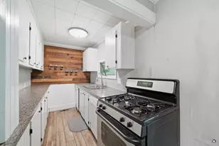 66 High St, Paris, ME 04281 - Photo 5