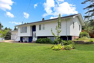 140 26th Ave, Madawaska, ME 04756 - Photo 3