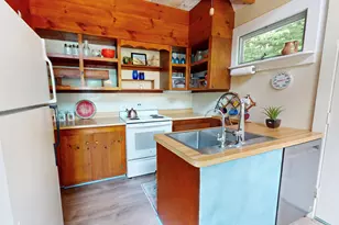 215 Payson Path, Hope, ME 04847 - Photo 11