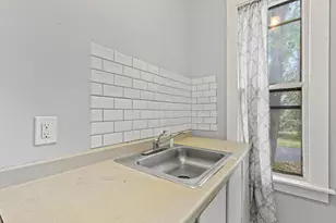 26 Presumpscot St, Portland, ME 04103 - Photo 5